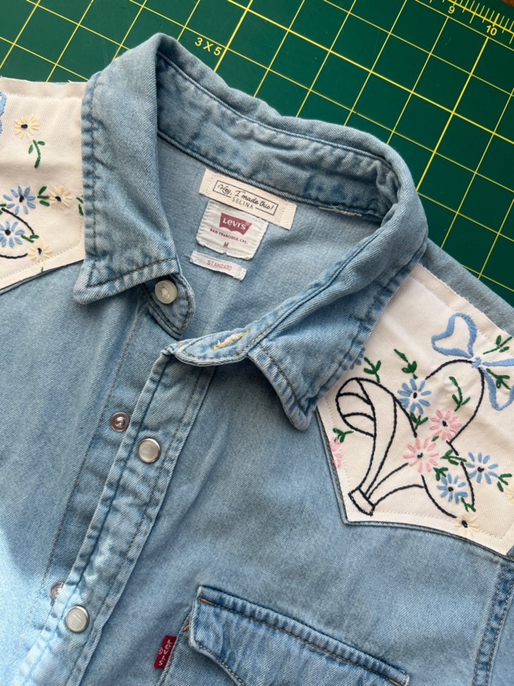 Levi denim button down shirt Upcycled antique embroidery cross stitch detail MED - Picture 8 of 8